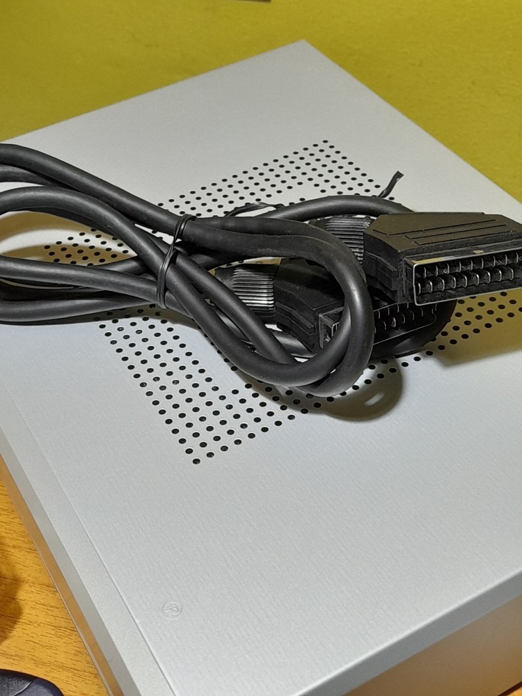 SKY DIGITAL DECODER MODEL DS432NS