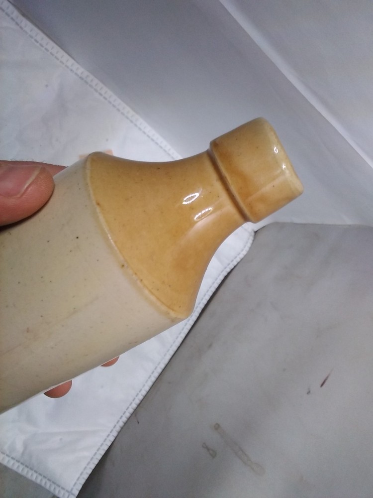 Richardson Salisbury Stone Bottle
