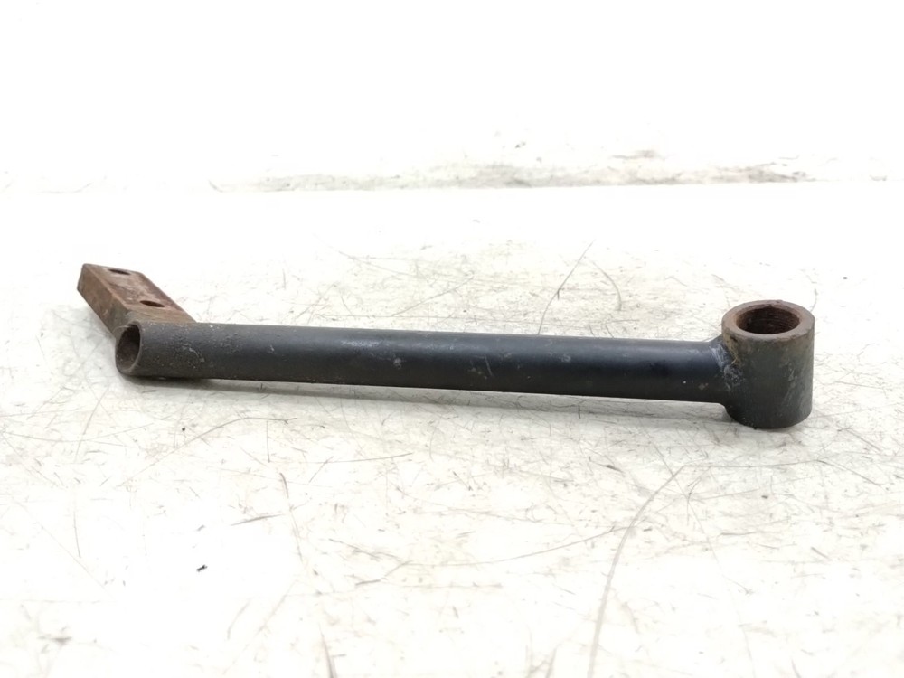 2000 00 Victory V92 SC Exhaust Muffler Pipe Mount Bracket