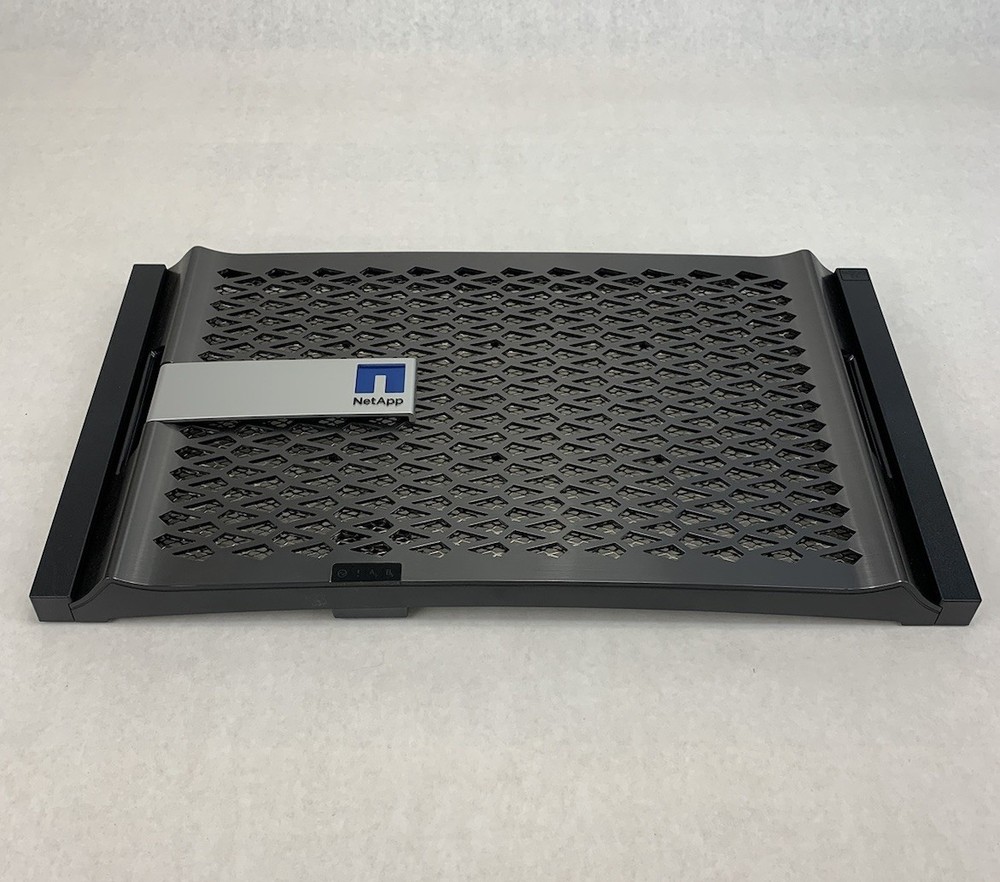 Netapp FAS8080 EX Server Front Cover