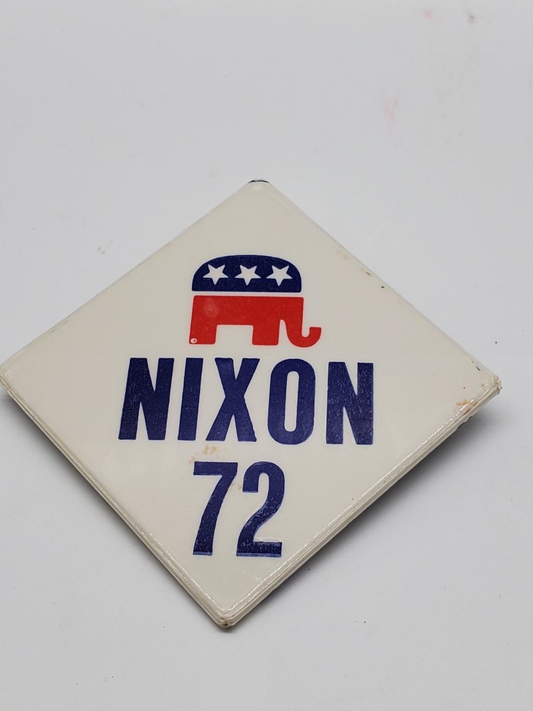 1972 NIXON Square Campaign Button Pin