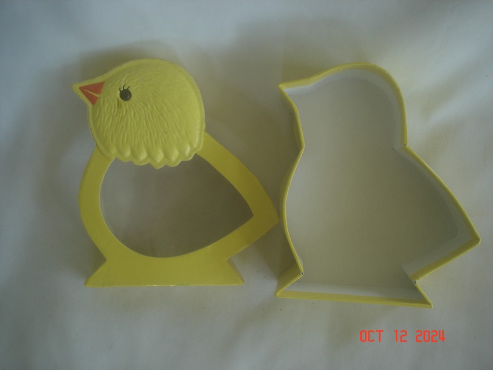FUN Vtg. SEE'S CANDY Vtg. / Older EMPTY EASTER CHICK CANDY BOX Heavy Cardboard