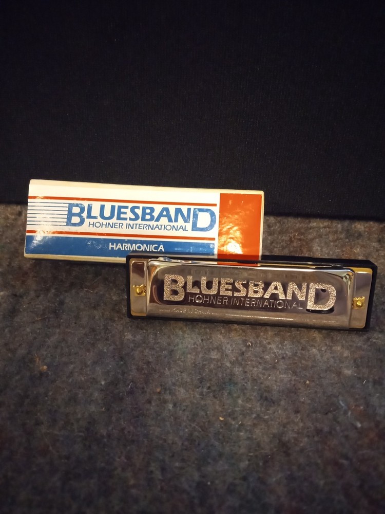 Bluesband Hohner International Harmonica Open Box