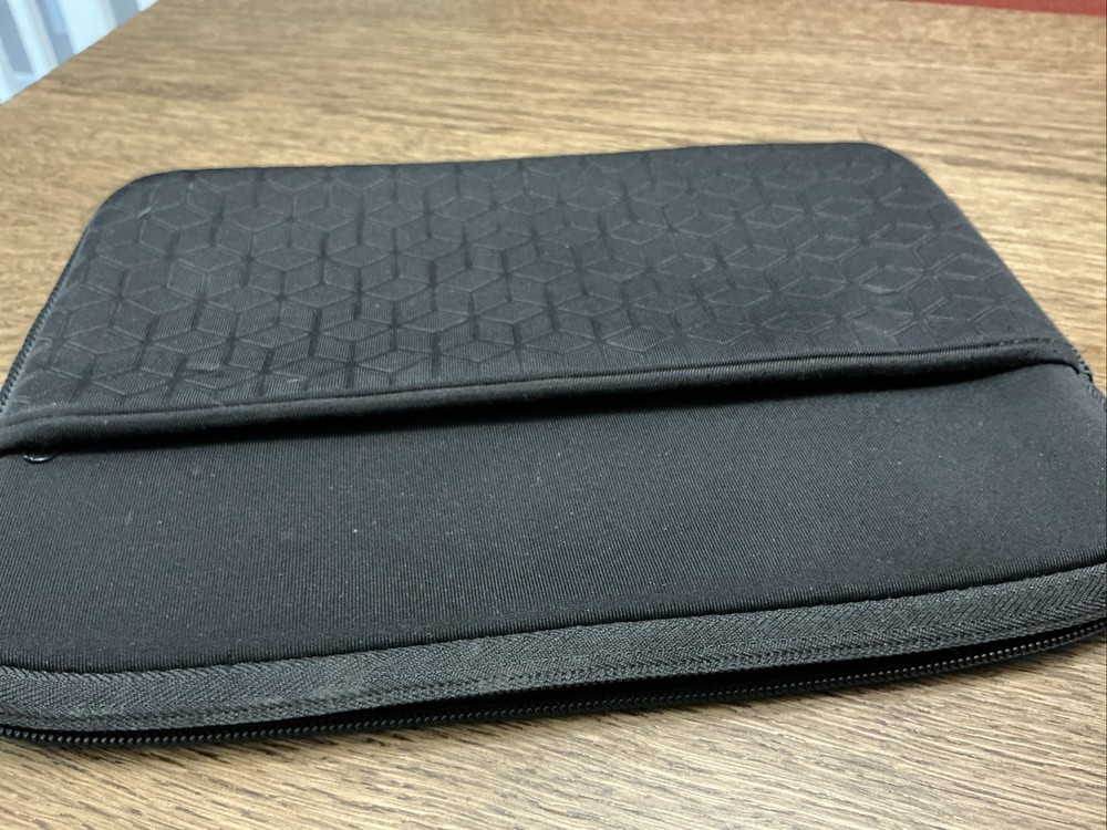 HP Tablet Sleeve 10.5" Black