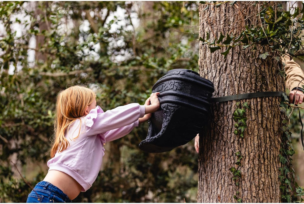 Feed Bin - Gravity-Fed 6-Gallon Feed Bin - Easy Tree/Post Mount -40 Lb Capacity