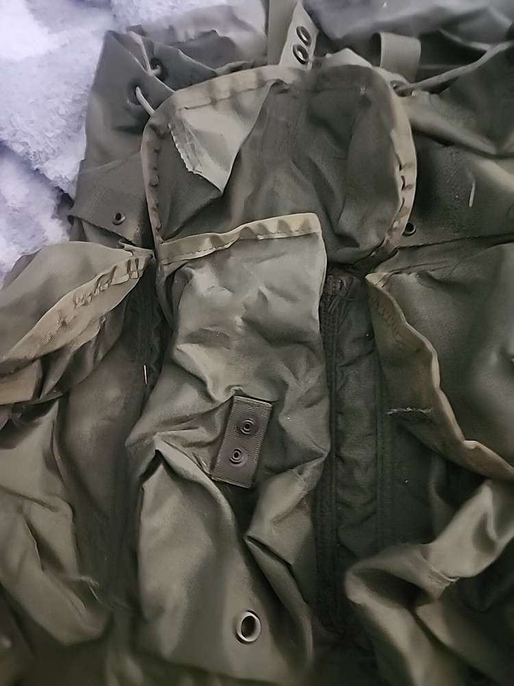Fastek Vintage Military Back Pack. Missing One Sholder Strap.