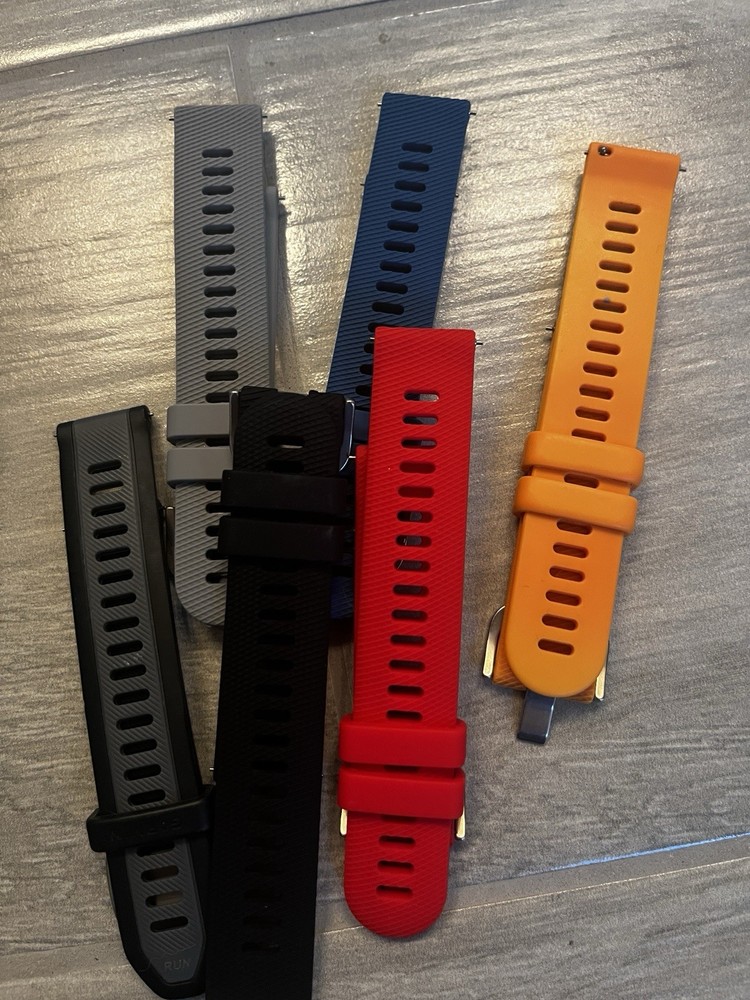 Garmin forerunner 165 With Box And Bands