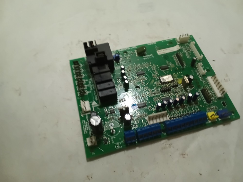 Source 668105601 Control Circuit Board used (I13E)