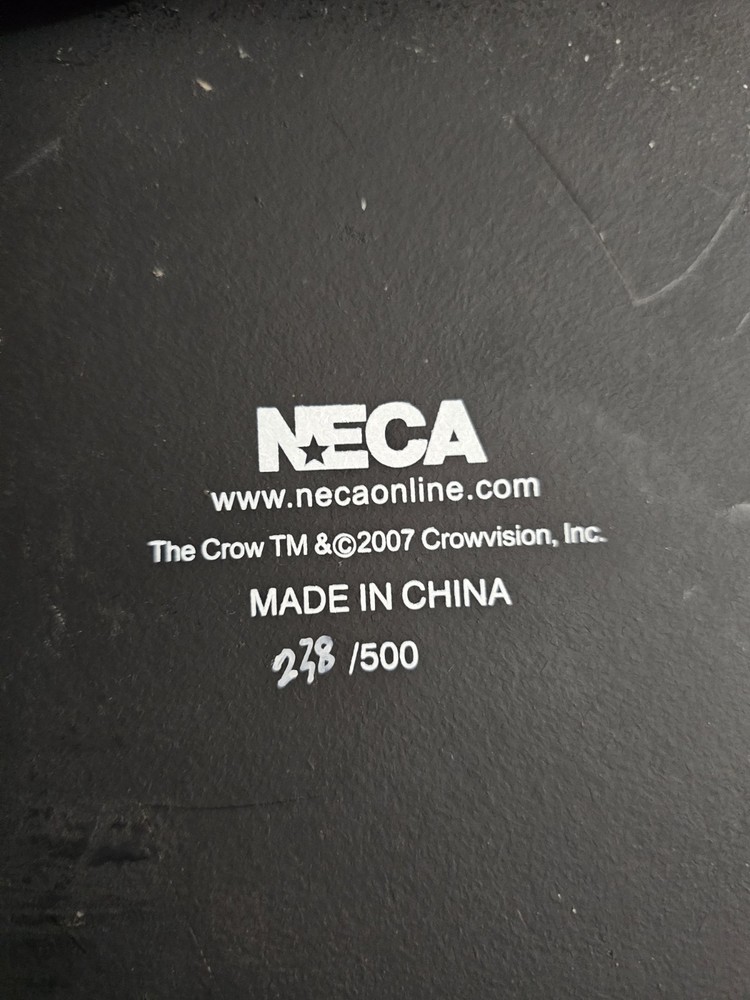 NECA The Crow Eric Draven Limited Statue