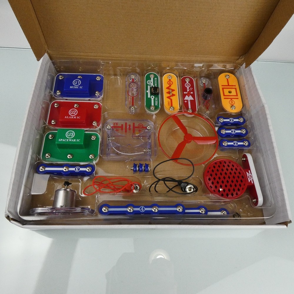 Snap Circuits Jr SC-100 100 Experiments Electronics Kit ELENCO *** Missing S1