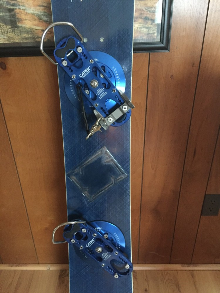 Custom Donek Freecarve I with Catek OS2 Bindings