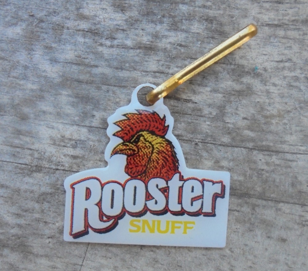ROOSTER SNUFF ZIPPER PULL NEW