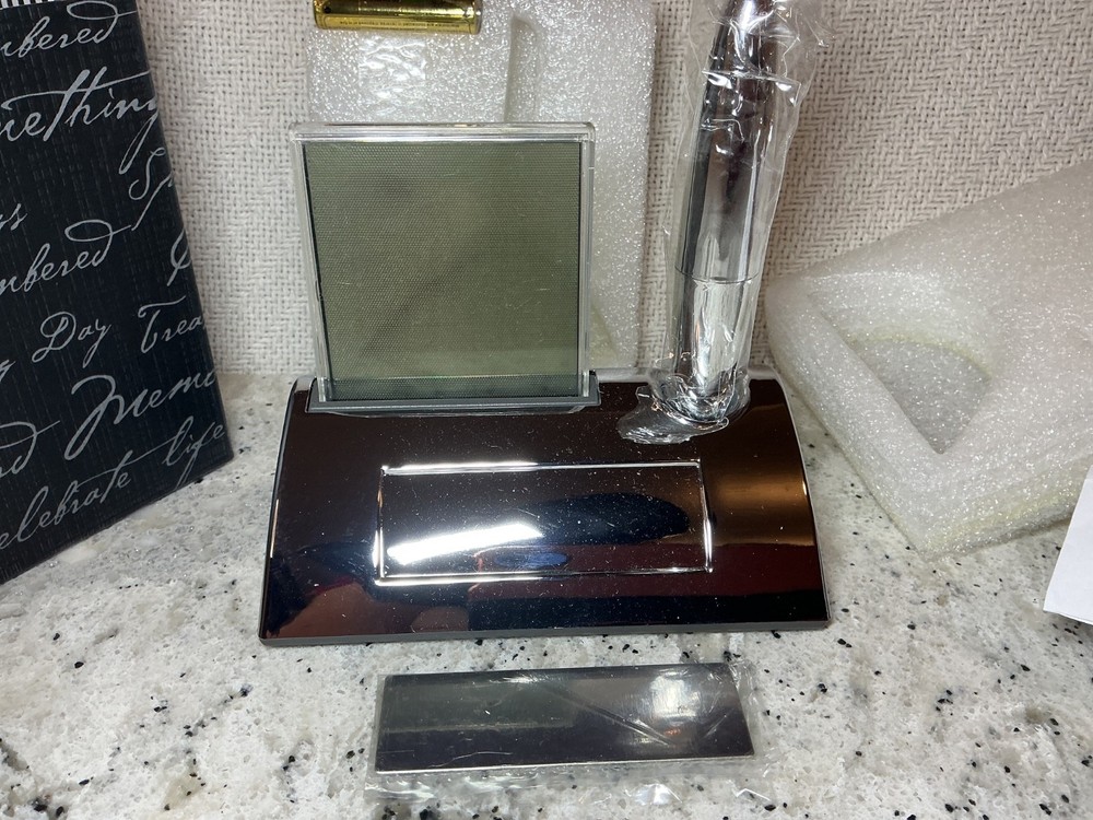 Things Remembered Gravity Pen Stand Touch Alarm Clock Engravable New Open Box