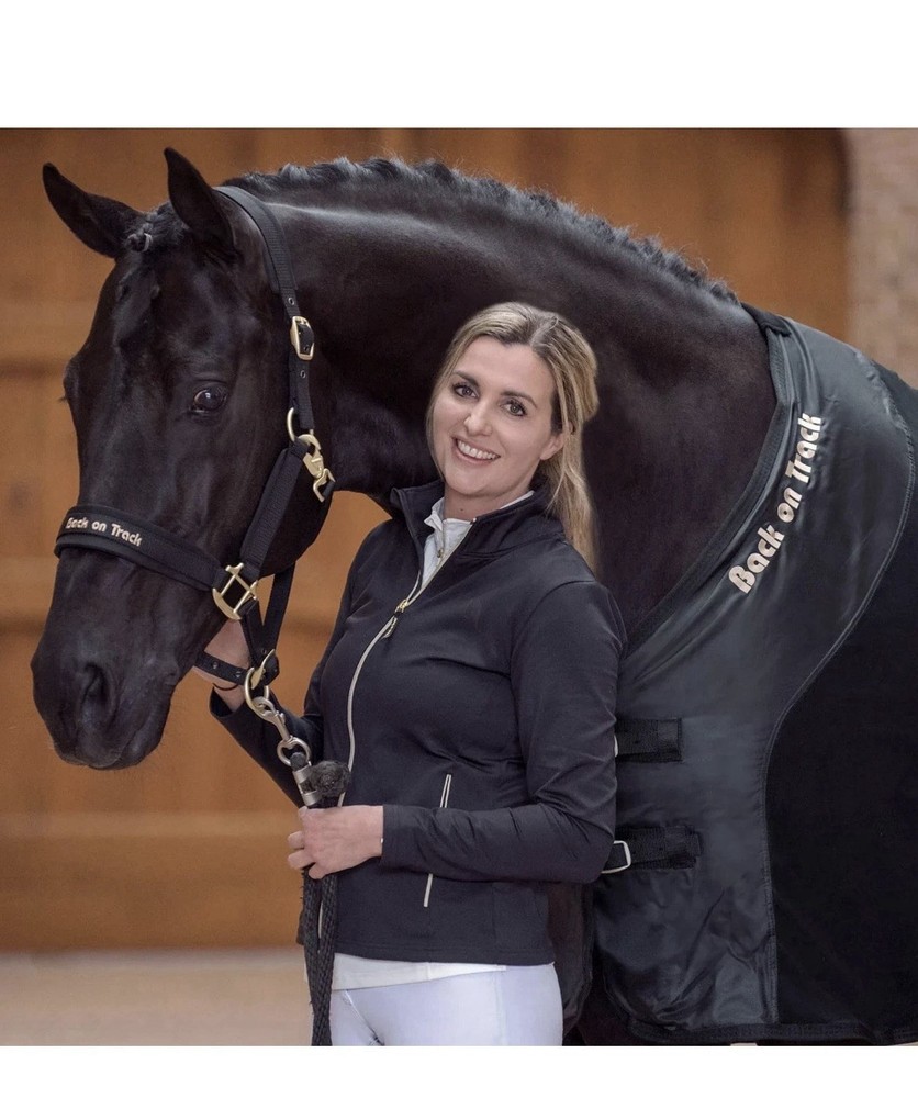 BACK ON TRACK Werano Black Halter (206400) Size Full
