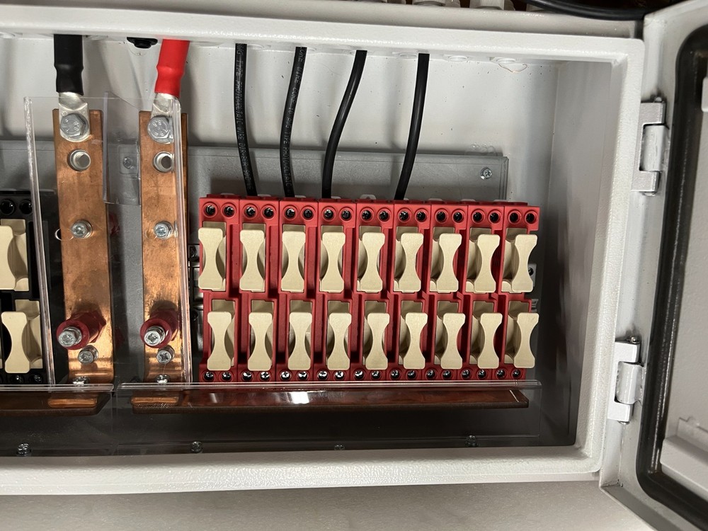 Solar PV Communication Box Combination Panel Breakout Junction Box