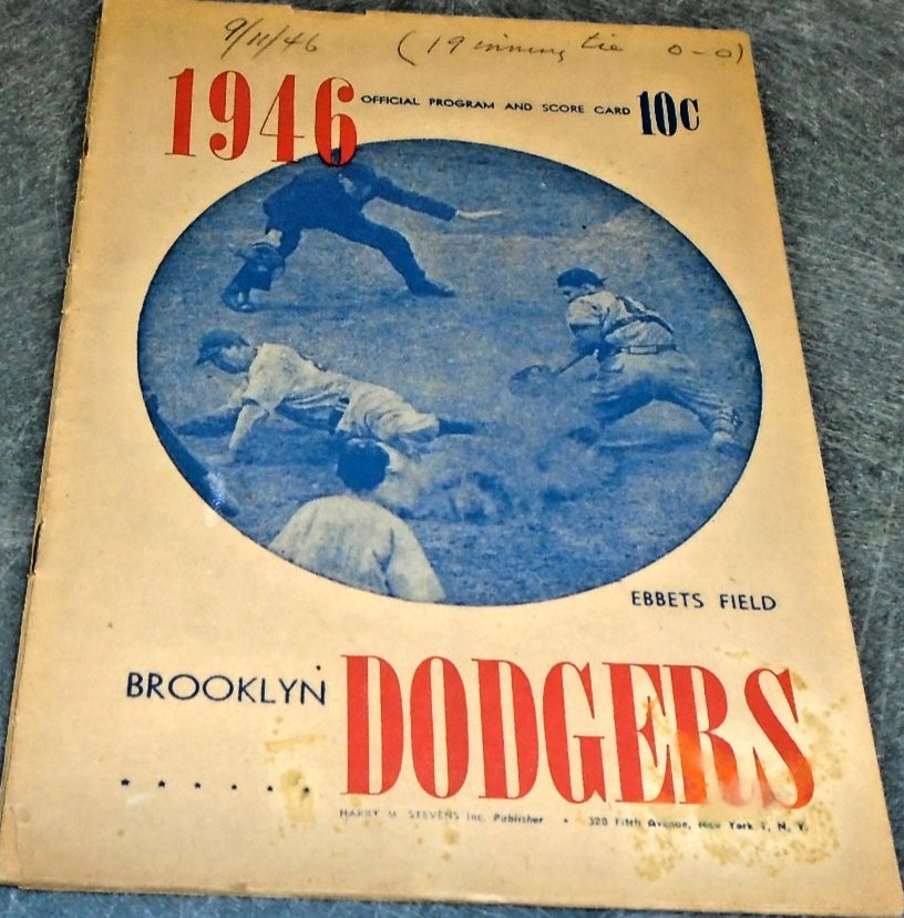 1946 CINCINNATI REDS PROGRAM SCORECARD UNSCORED RARE VS. BROOKLYN DODGERS