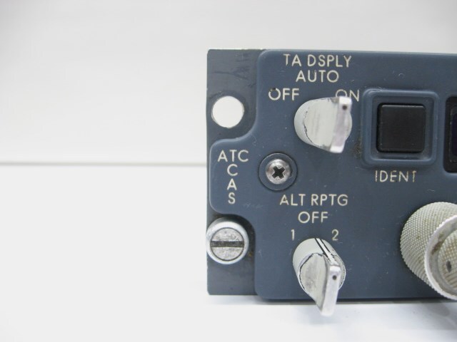 TCAS Control Panel - PN: 4052190-904