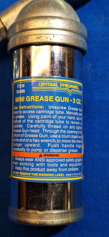 Central Pneumatic 93486 MINI GREASE GUN NEW!