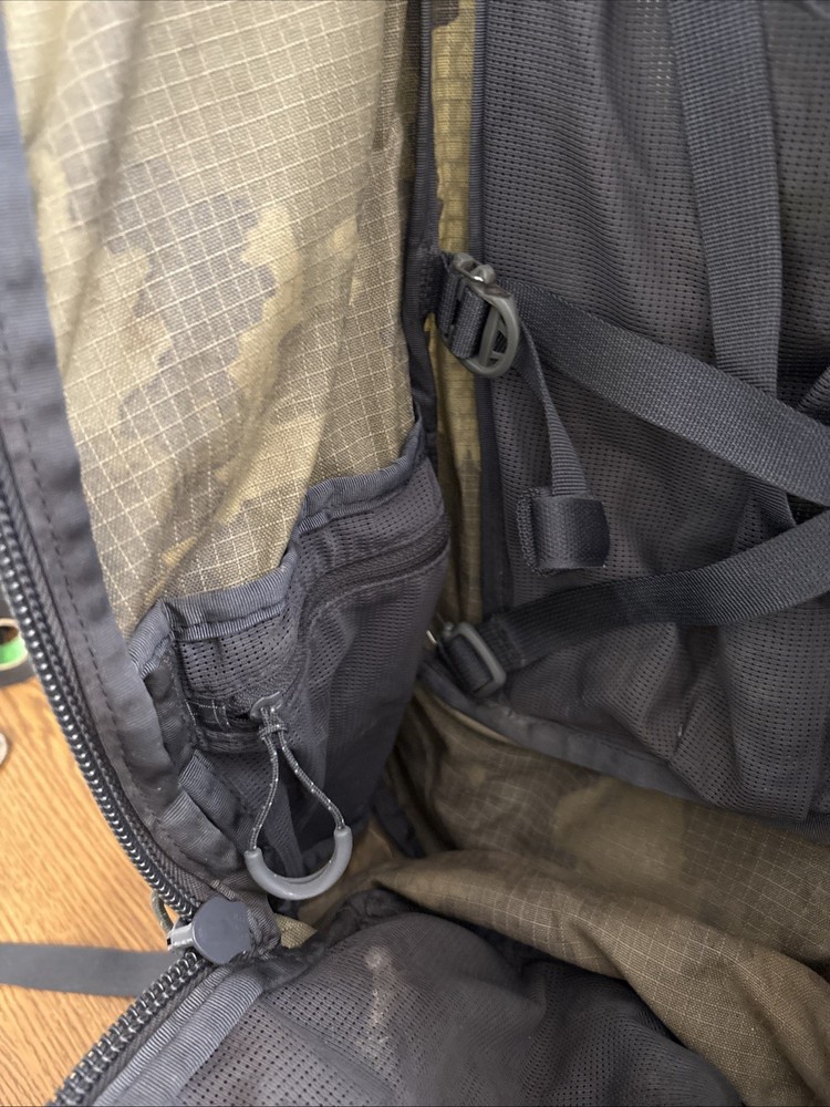 Kuiu Pro 3600 Verde Backpack Lumbar Support Adjustable Straps Carbon Pack Frame