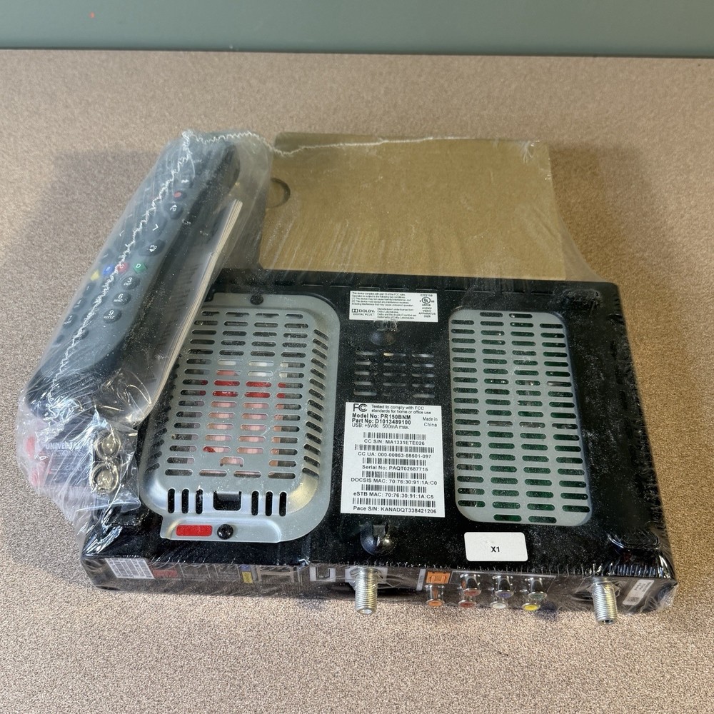 Xfinity - Comcast Cable Box Model PR150BNM W/Cords, Remote & Battery
