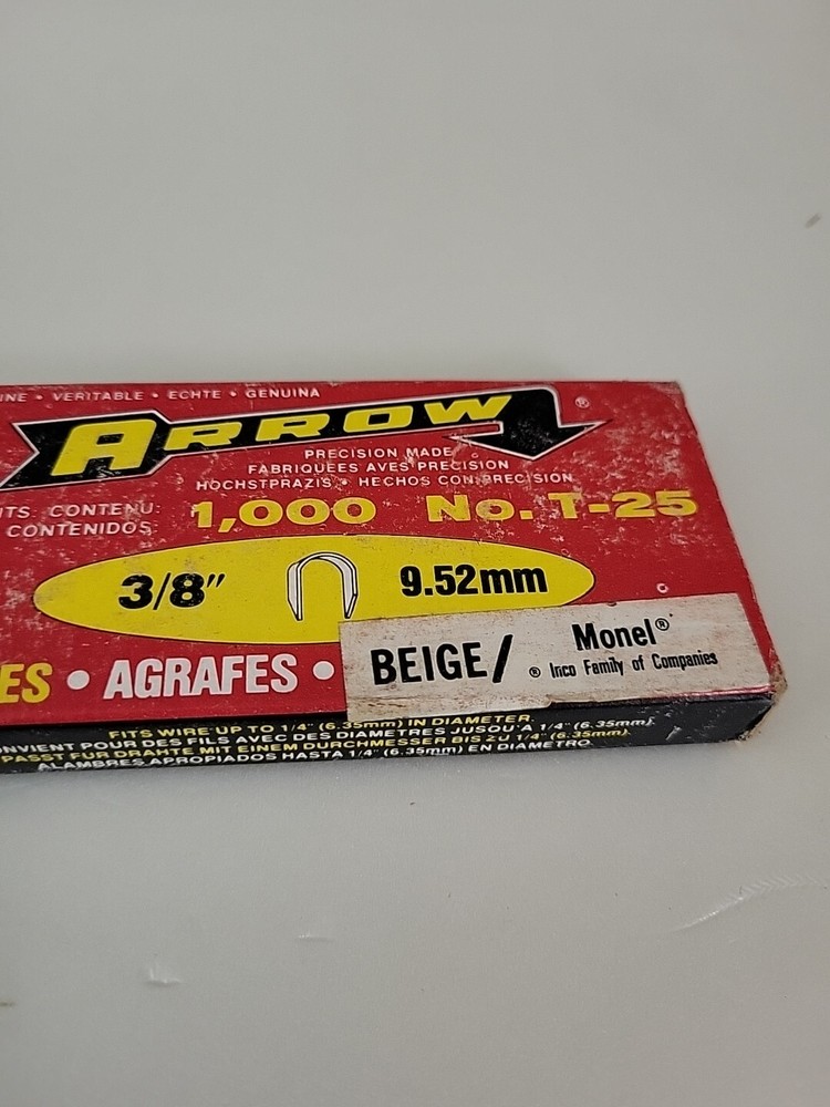 Arrow Staples T-25 Beige Open Partial Box