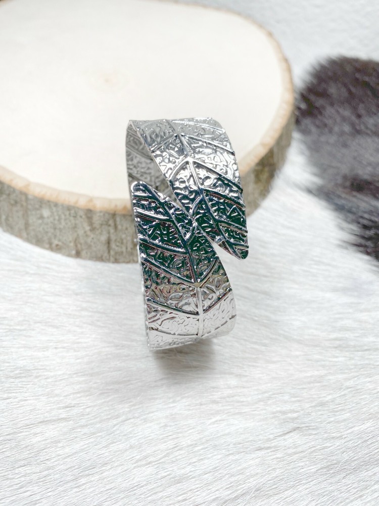 Silver Bangle Bracelet Woman Open Hinge Leaf Shape Silver tone Minimalist