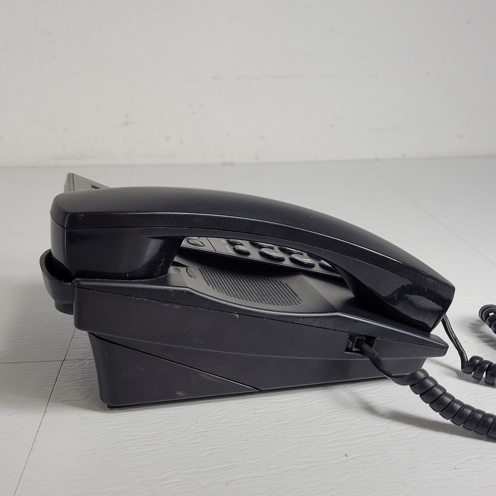 ATT 2-Line Speakerphone 983 Battery Powered Headset Capability Speed Dial