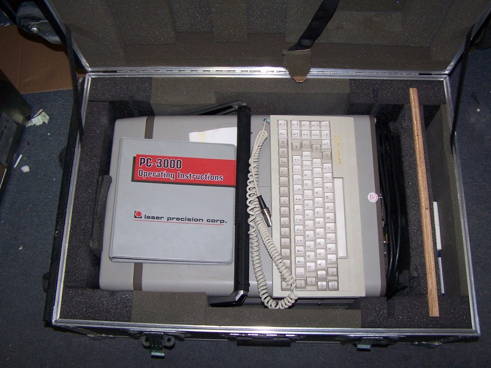 LASER PRECISION TD-2000 OTDR Optical Time Domain Reflectometer Fiber Testing