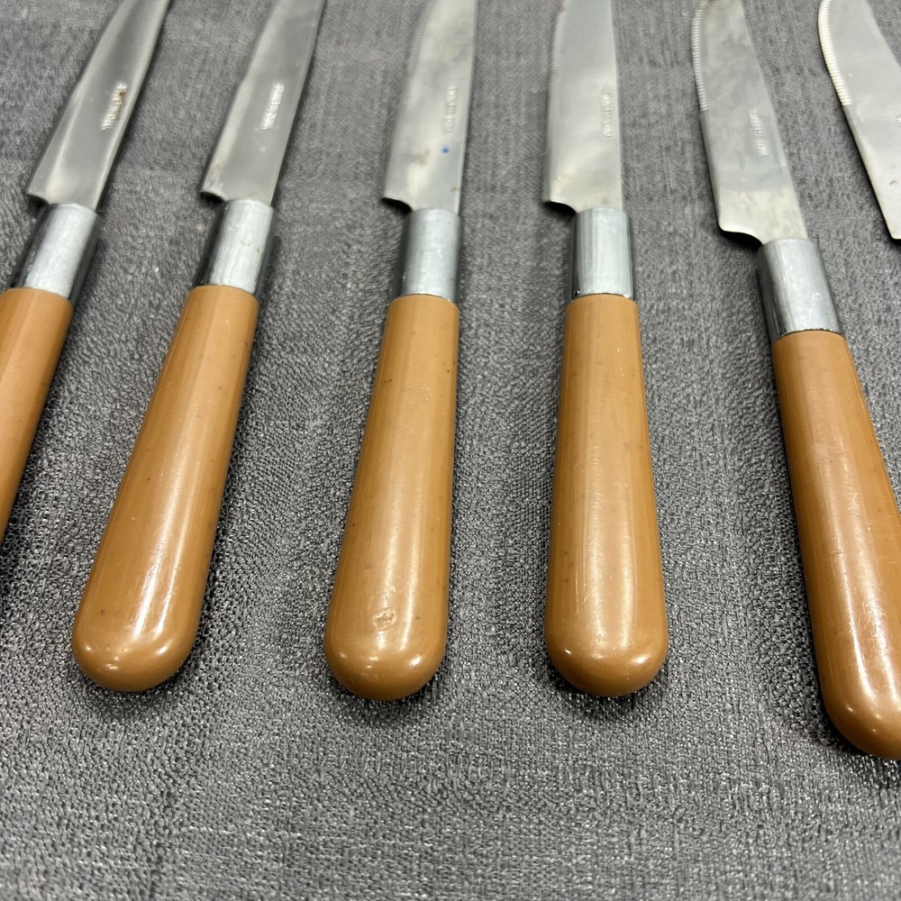 Vintage 20 Piece Butterscotch/Brown Plastic Handles Stainless Flatware