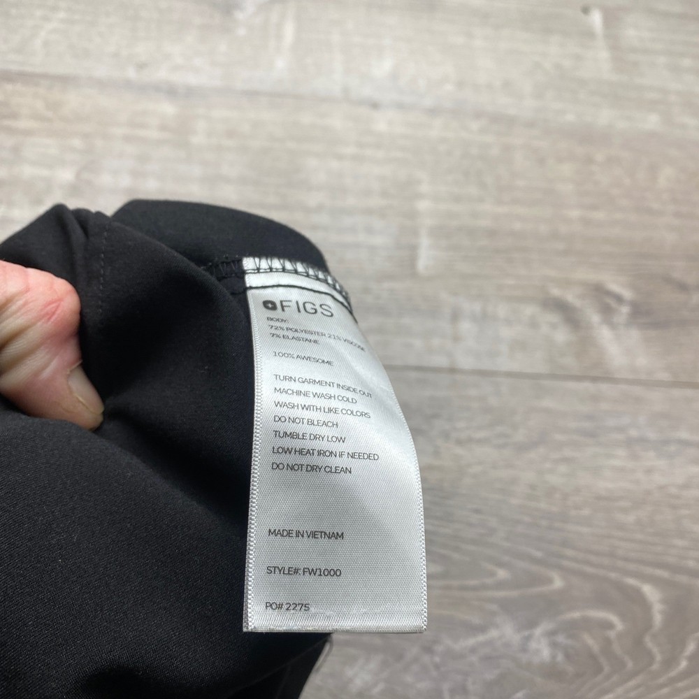 FIGS Scrub Shirt Casmir Technical Collection Women's S Black Polyester Blend