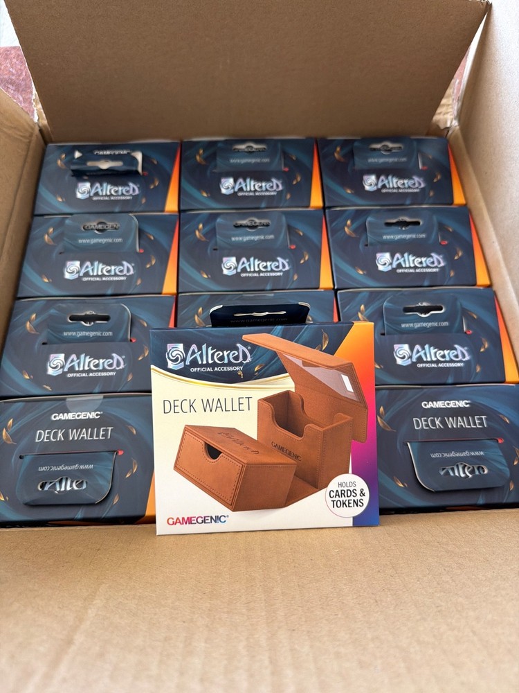 Altered Deck Wallet Brown Gamegenic