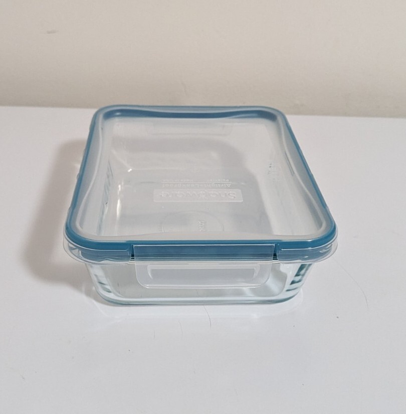 Snapware Pure Pyrex Glass Food Storage Container 6 Cup (Rectangle)
