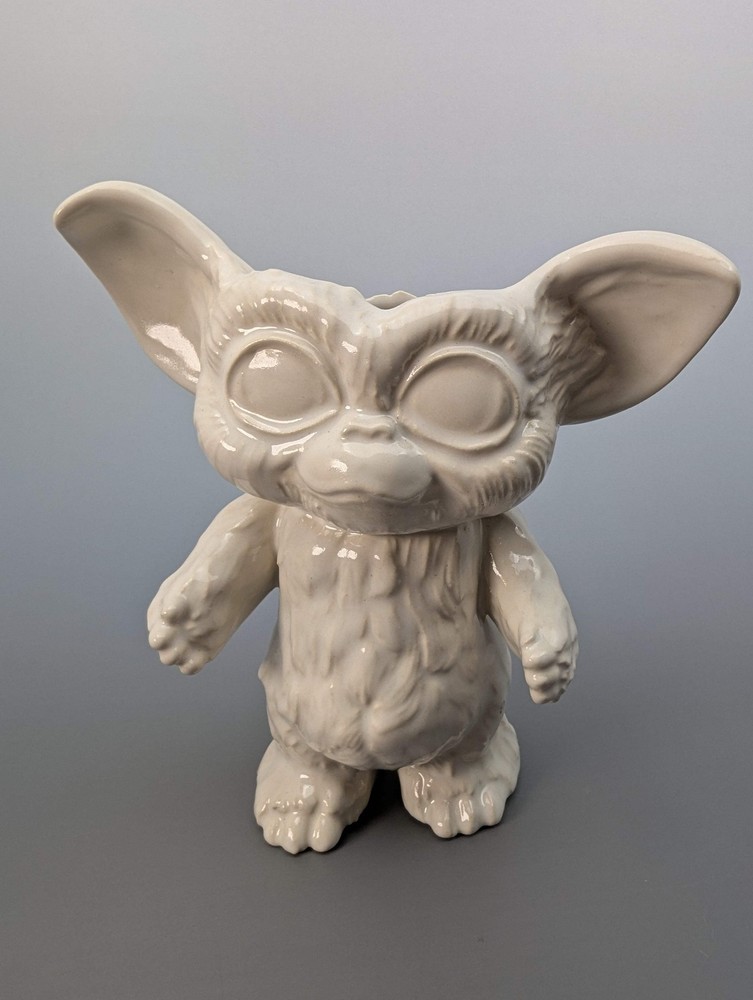 Gizmo Planter - White Gloss