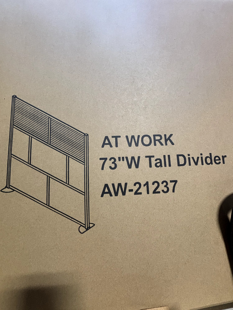 Moveable free-standing 7 Panel Office Divider