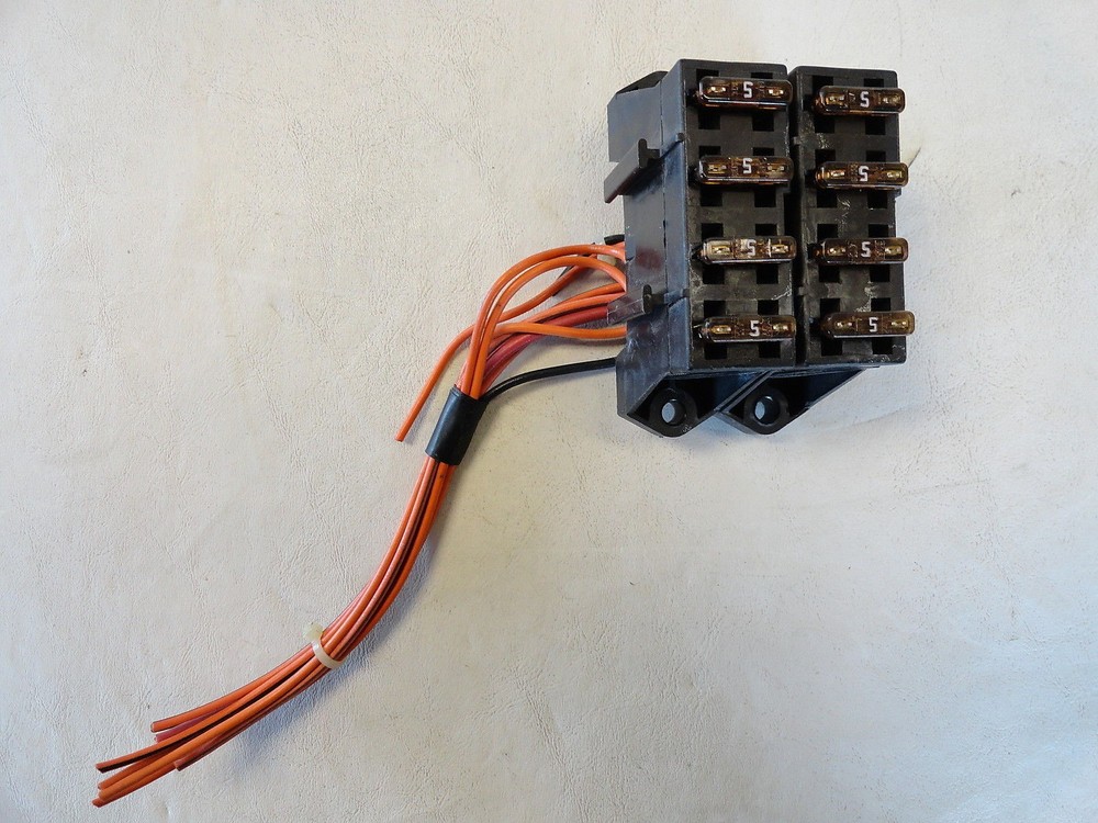 FUSE HOLDER 8 (5 AMP) BLOCK  MARINE BOAT