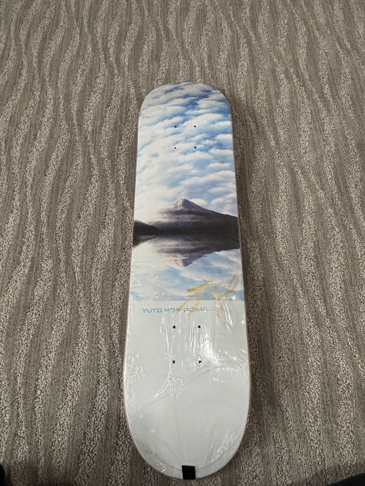 YUTO HORIGOME - APRIL FUJI 2 - SIGNED DECK SIZE 8