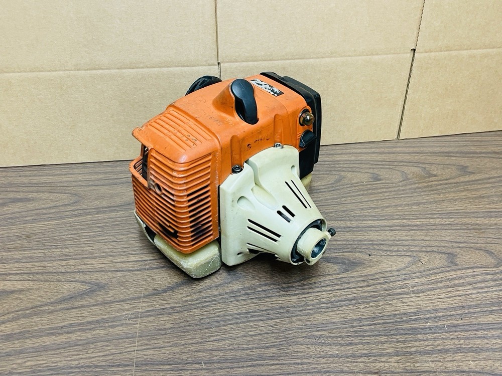 STIHL FS250 Trimmer Engine Head 40cc Project STARTS UP Needs Repair Read Notes🔧
