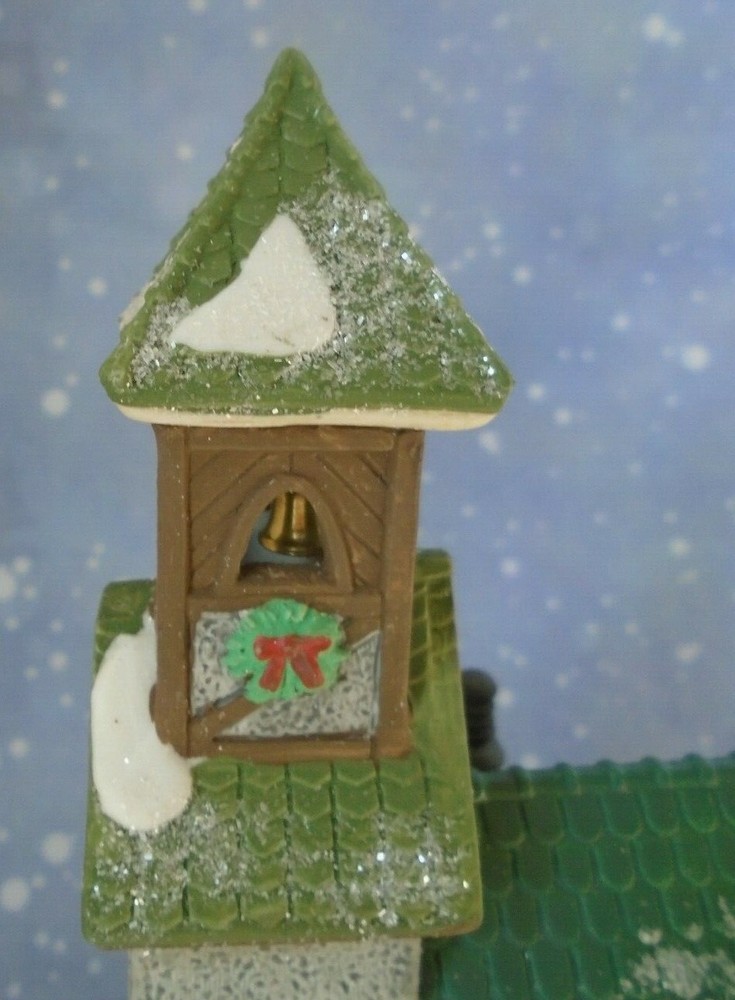 Vintage Dept 56 North Pole Series Lighted North Pole Chapel