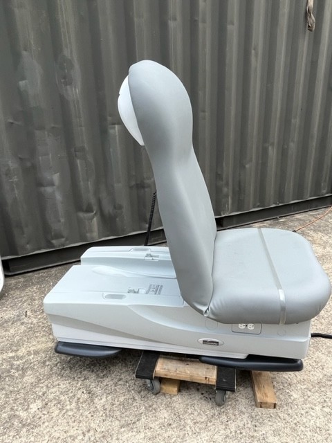 Midmark 626 Power Examination Table