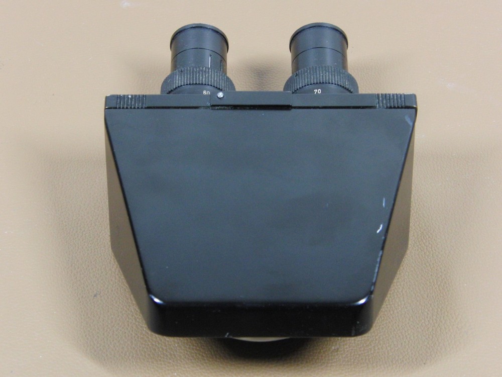 Leitz Wetzlar Dialux Microscope Head with Eyepieces