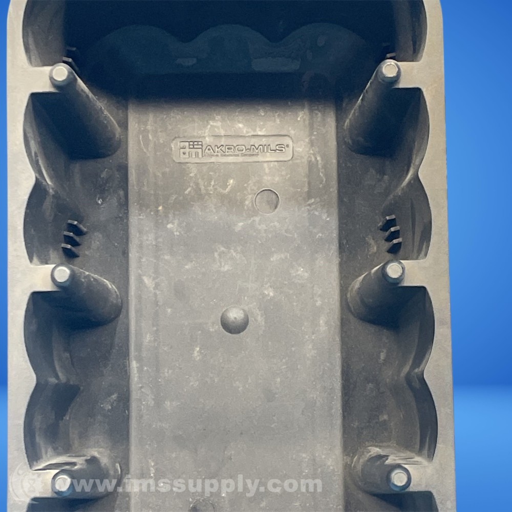 Akro Mils Stack and Nest Storage Bin USIP