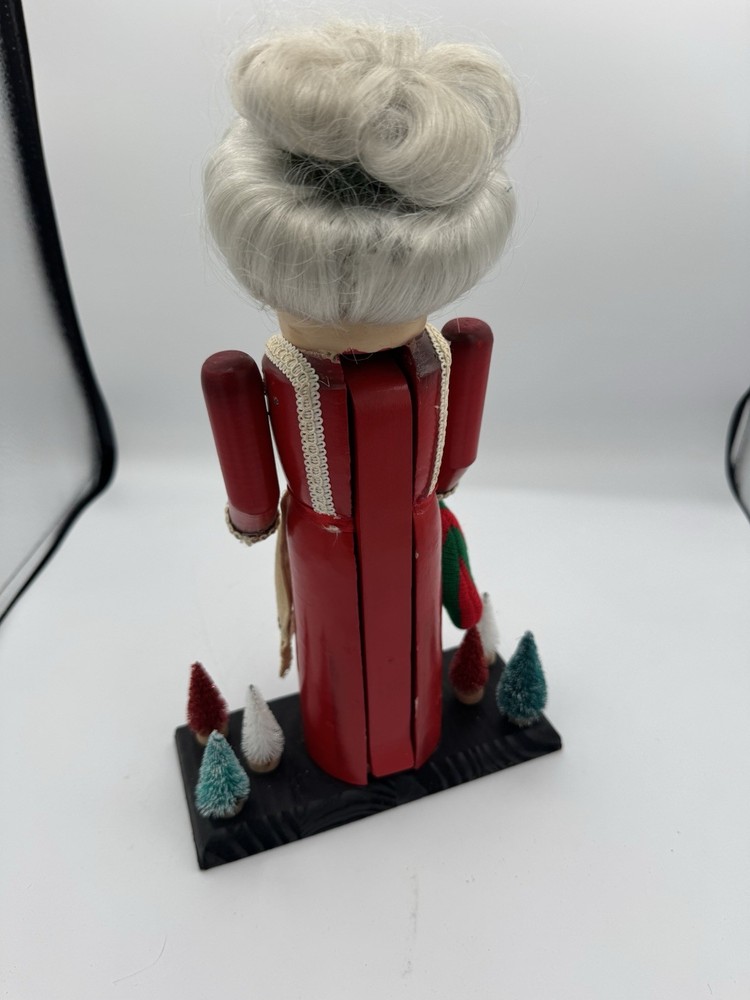 Mrs Clause 14inch tall nutcracker