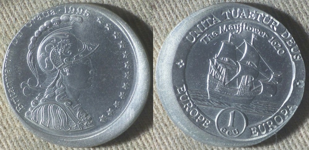 Errors : Europa Pattern UK Off Center Gem BU IREC441