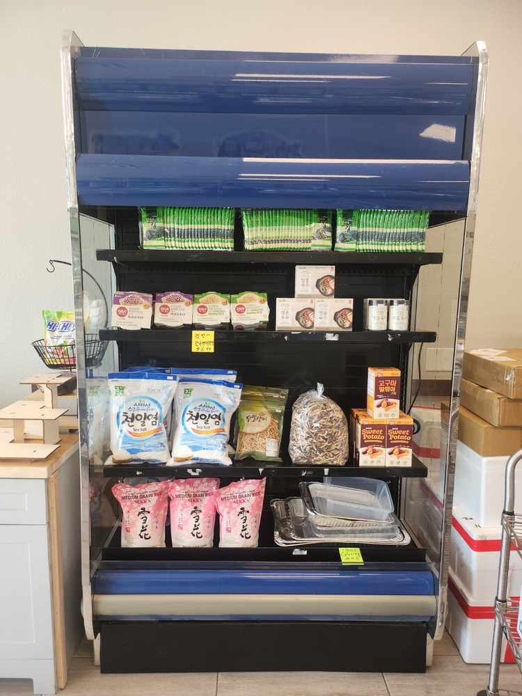 two(2) hussmann refrigeration display case for parts