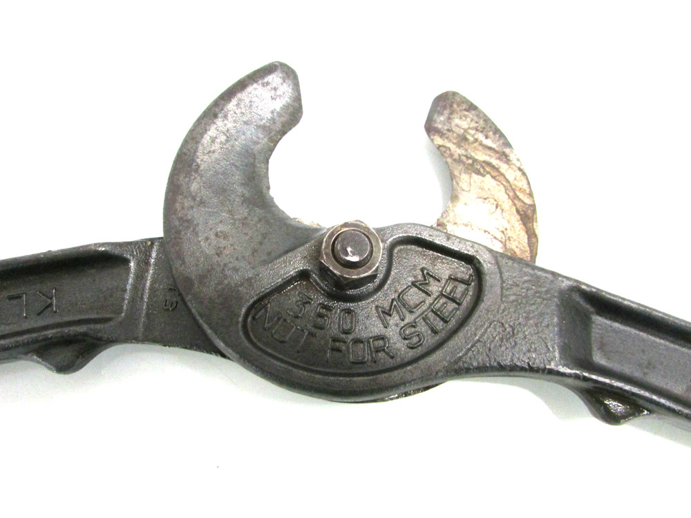 KLEIN TOOLS 17” HIGH LEVERAGE UTILITY CABLE CUTTERS, 63035 FOR 350 MCM