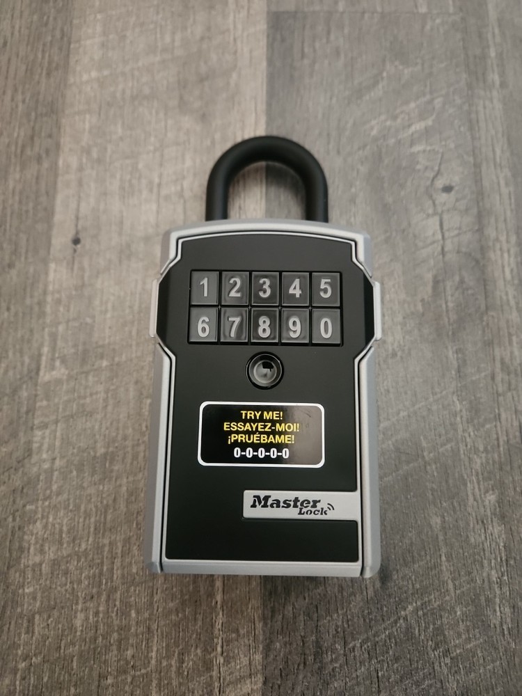 Master Lock 5440 Portable Bluetooth Key Pad Safe Lock Box
