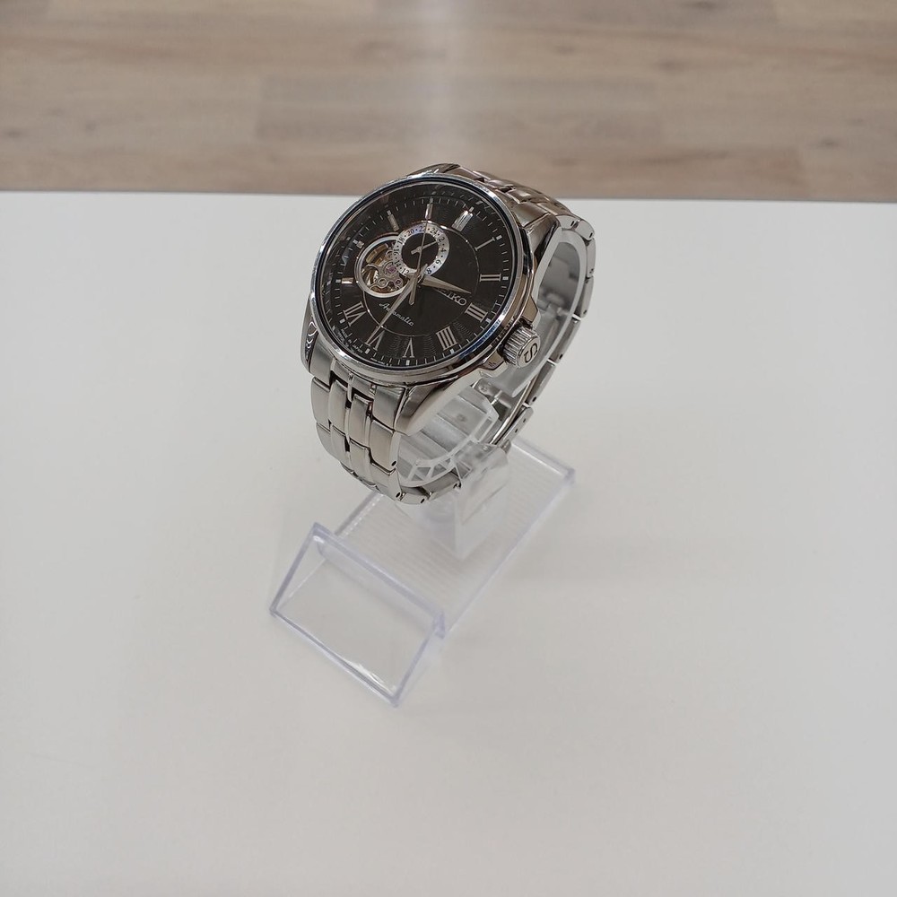 Automatic Watch Model 4R39 00B0 SEIKO