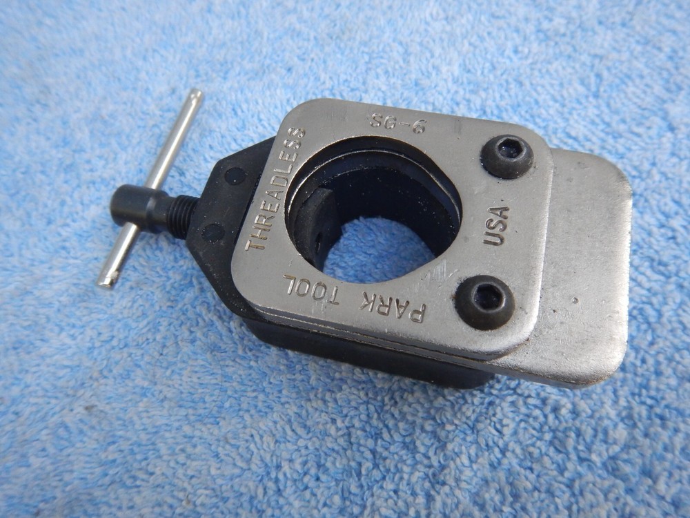 Park Tool Model SG-6 Threadless Fork Cutting Saw Guide Set in Box