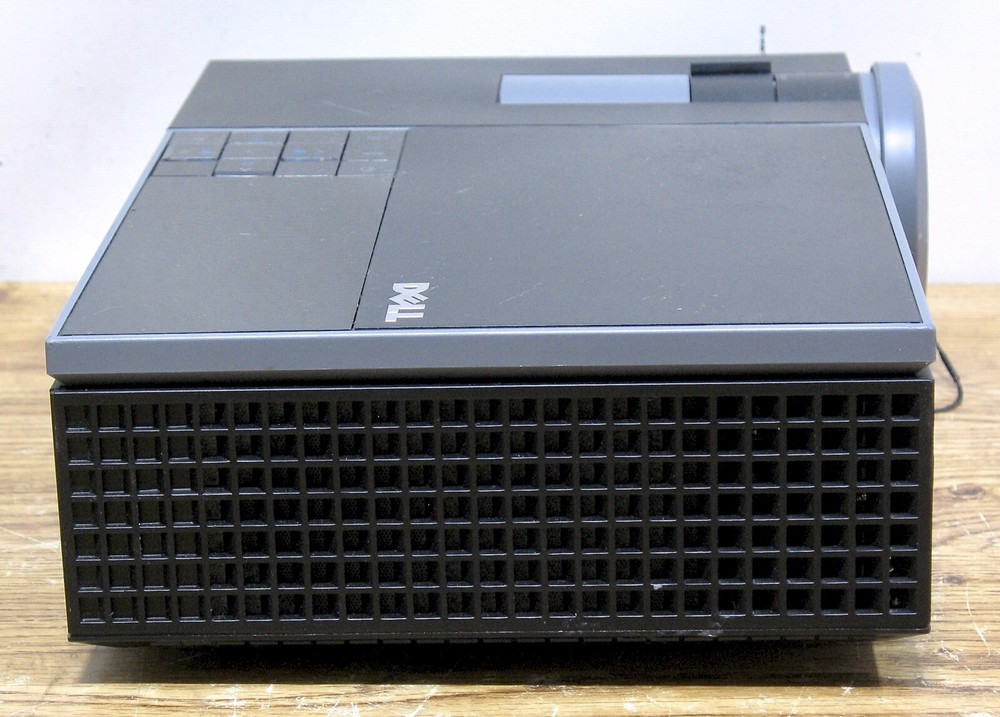 Dell 1510X DLP Projector