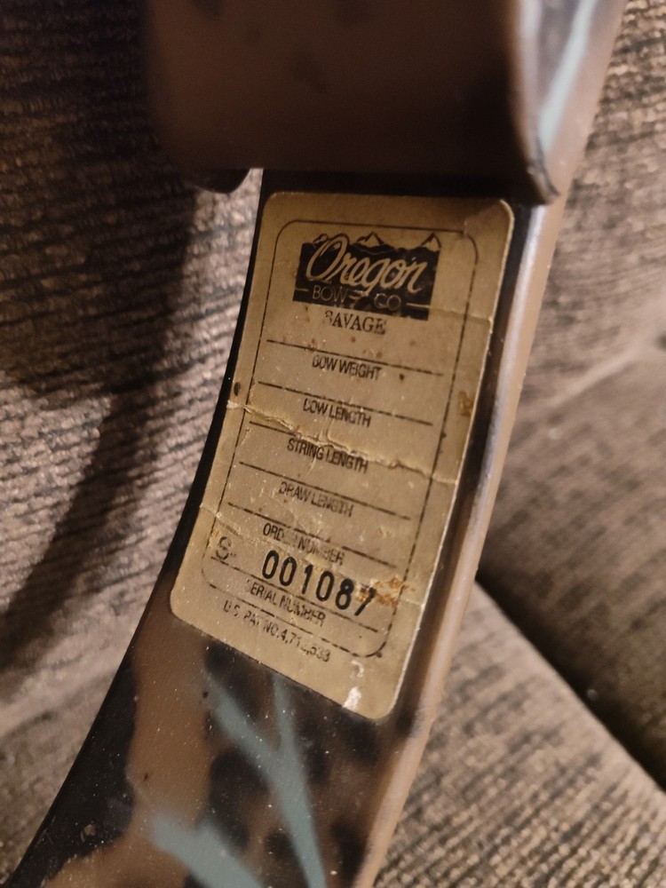 Vintage Savage By Oregon Compound Bow